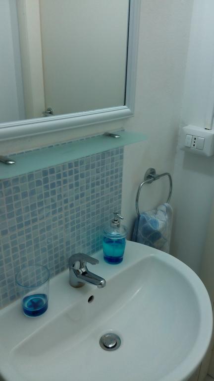 ホテル Damarilu アルゲーロ 部屋 写真
